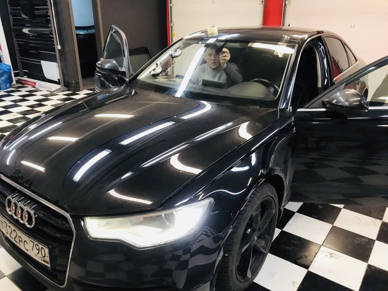 Замена лобового ветрового стекла Audi A6 S6 C7