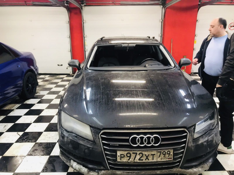 Замена лобового ветрового стекла Audi A7