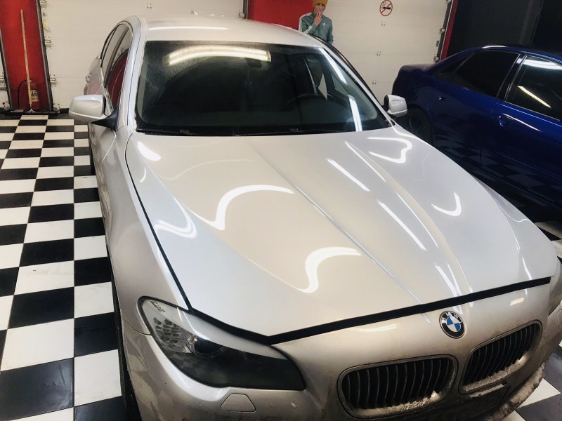 Замена лобового стекла BMW 5-Series F10
