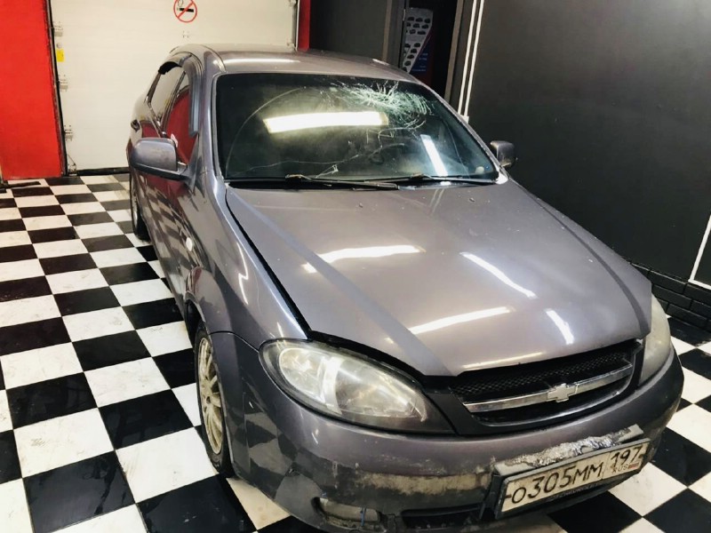Замена лобового ветрового стекла Chevrolet Lacetti