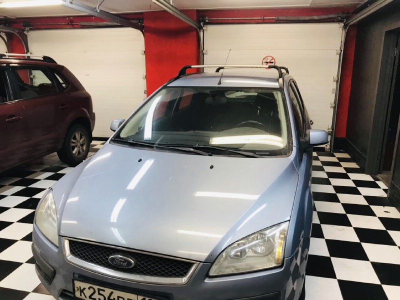 Замена лобового ветрового стекла Ford Focus II