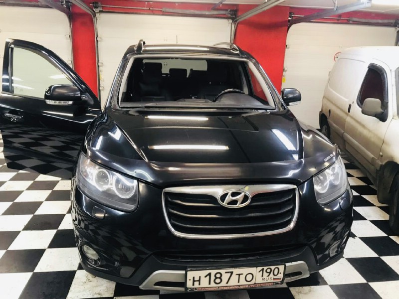 Замена лобового ветрового стекла Hyundai Tucson