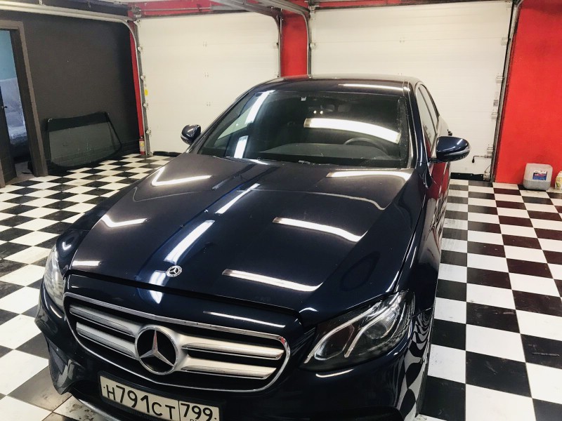 Замена лобового ветрового стекла Mercedes Benz E-Class W213