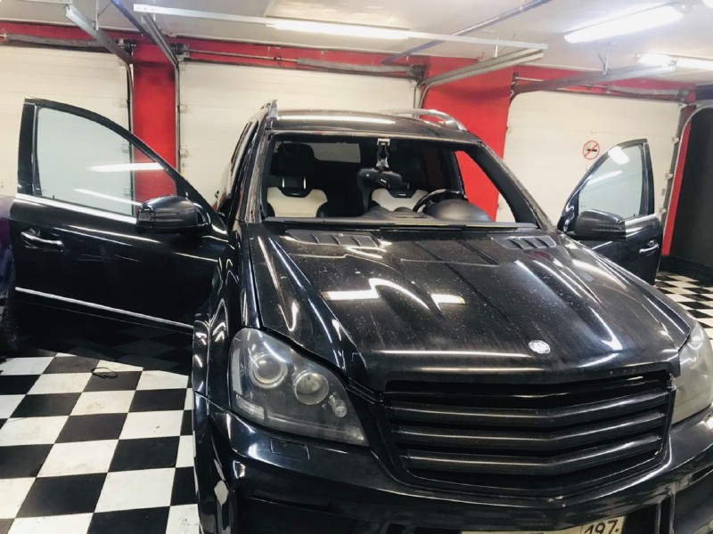 Замена лобового стекла Mercedes-Benz GL-Class X164