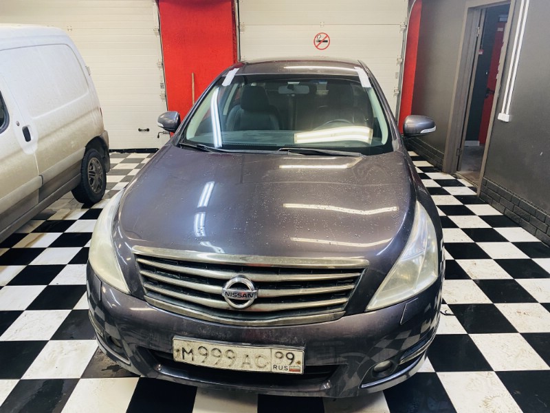 Замена лобового ветрового стекла Nissan Teana J32
