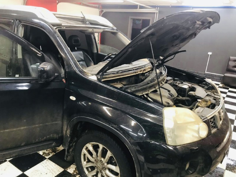 Замена лобового ветрового стекла Nissan X-Trail T31