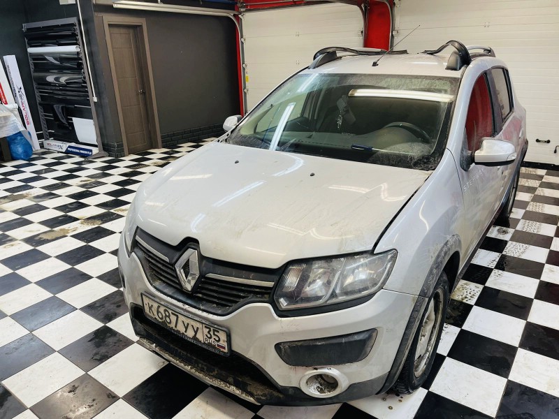 Замена лобового стекла Renault Sandero
