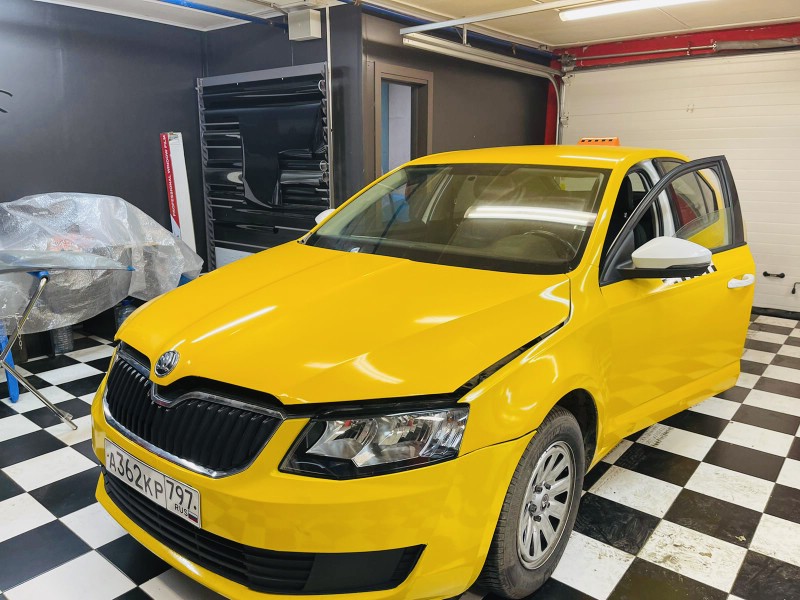 Замена лобового ветрового стекла Skoda Octavia A7 5D