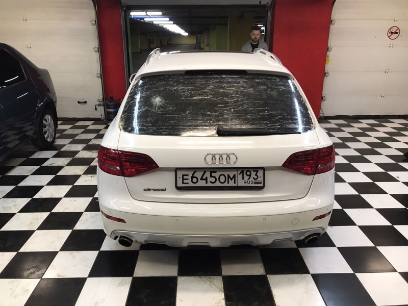 Замена заднего стекла Audi A6