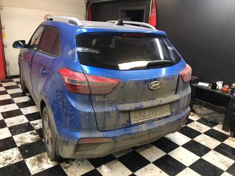 Замена заднего стекла Hyundai Creta