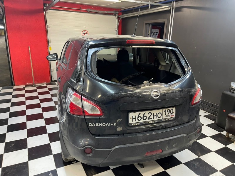 Замена заднего стекла Nissan Qasqai
