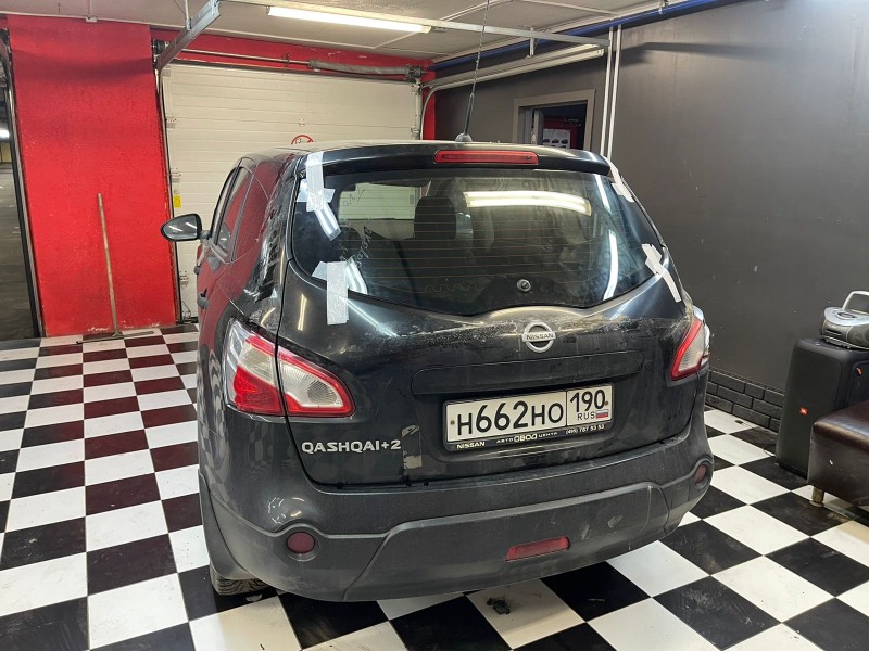 Замена заднего стекла Nissan Qasqai
