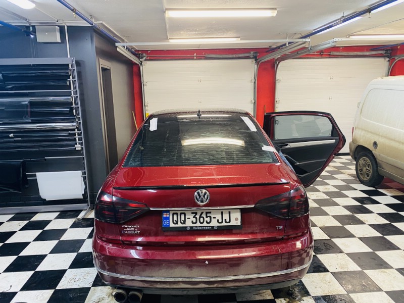 Замена заднего ветрового стекла Volkswagen Passat B7