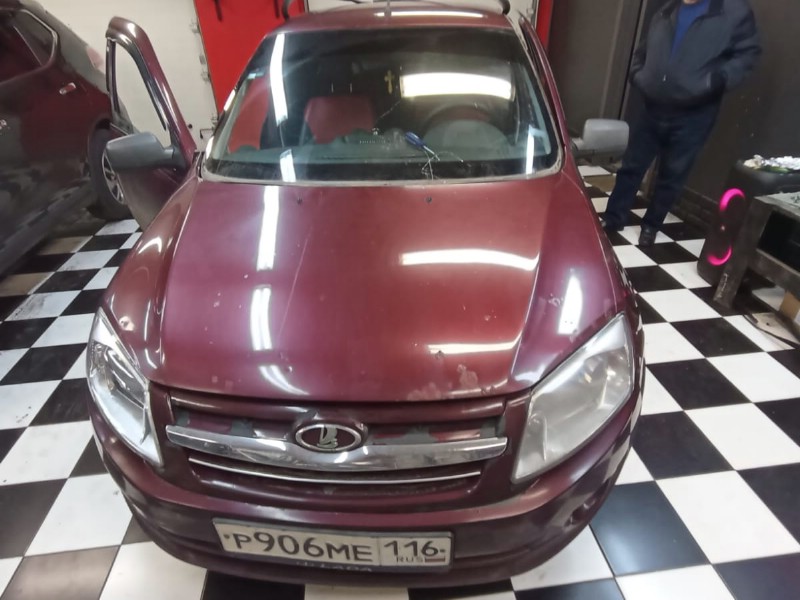 Замена лобового стекла Lada Granta