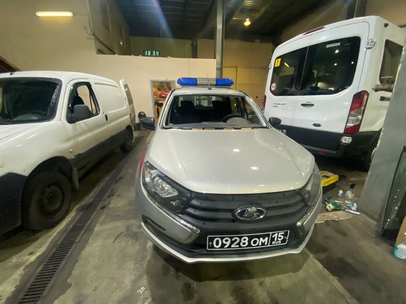 Замена лобового стекла Lada Granta