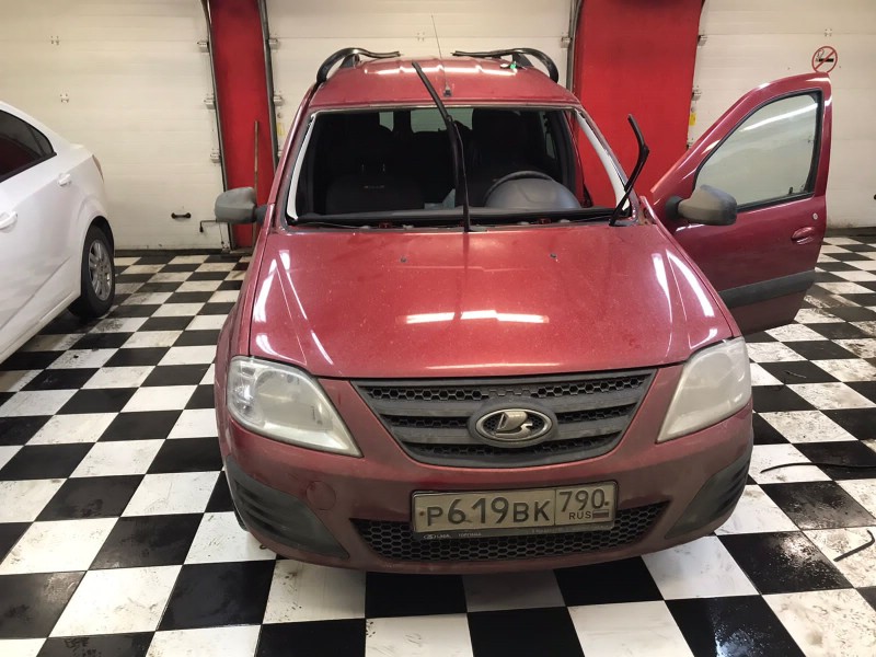 Замена лобового стекла Lada Largus