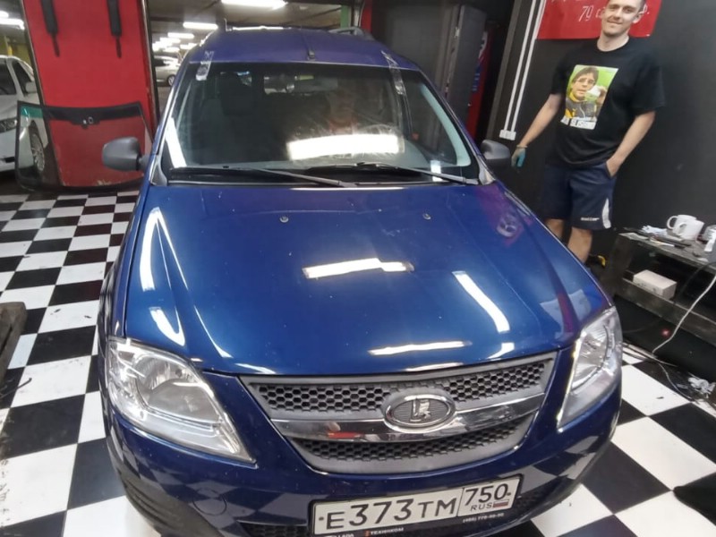 Замена лобового стекла Lada Largus