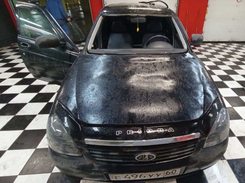 Замена лобового стекла Lada Priora