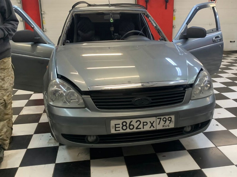 Замена лобового стекла Lada Priora