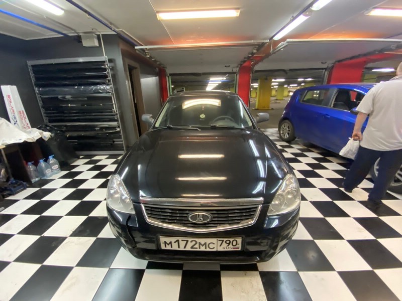 Замена лобового стекла Lada Priora