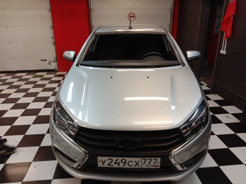 Замена лобоовго стекла Lada Vesta