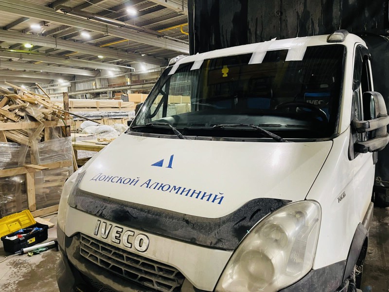 Замена лобового стекла Iveco Daily